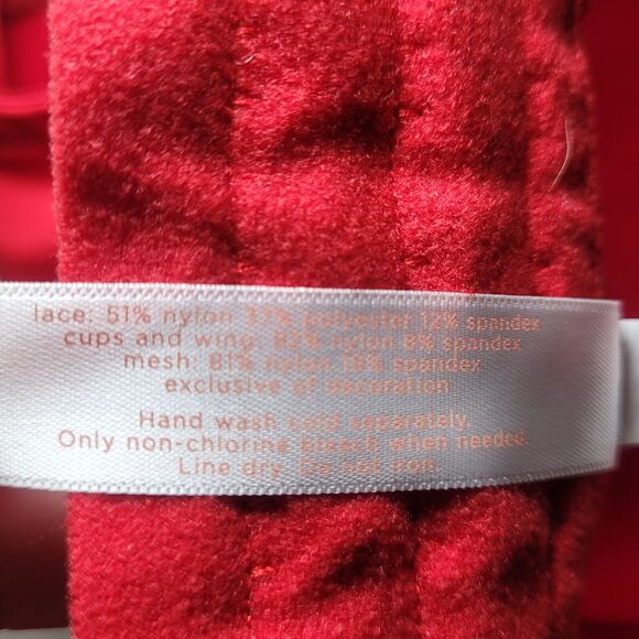 Cacique 44G Bra Red Black Embroidered Lace Lightly Lined Balconette Underwire - Picture 7 of 8